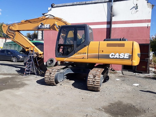 Брендирование экскаватора Case