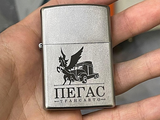 Гравировка на зажигалке