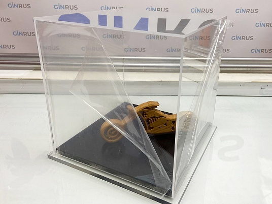 Футляры и боксы для моделей