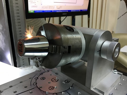 Гравировка на радиусных изделиях